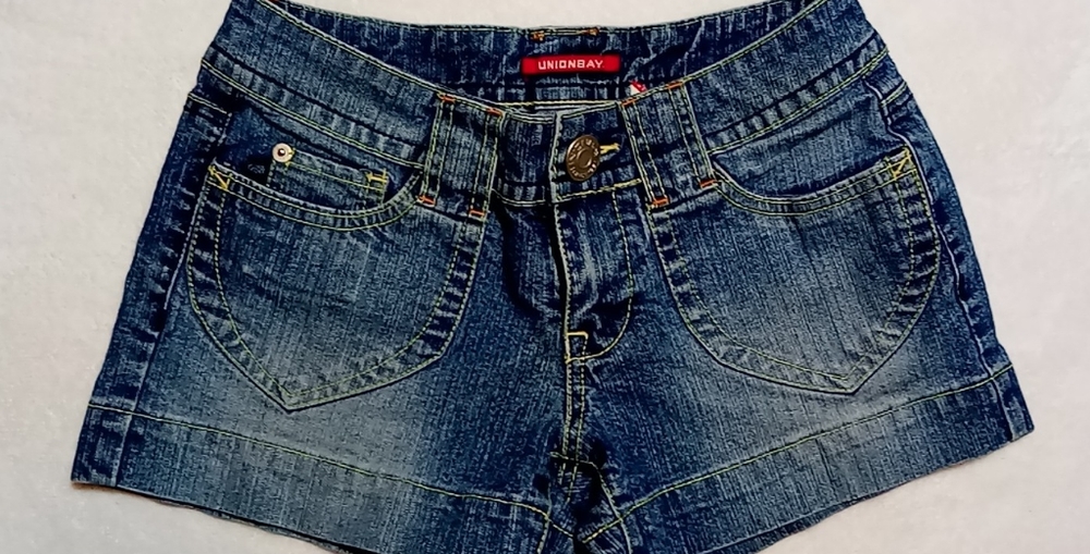 Union Bay stretch shorts